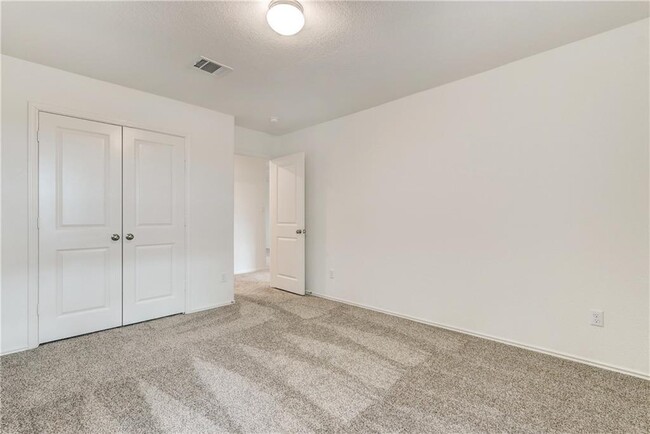 Building Photo - 5829 Bellissima Way