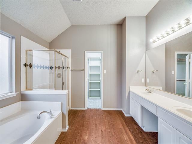 Building Photo - 209 Windsong Way