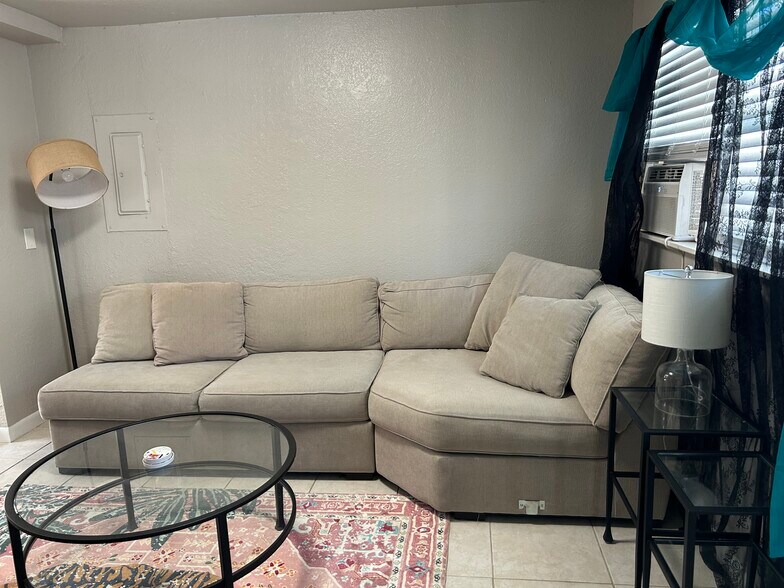 Living room - 205 Coral Rd