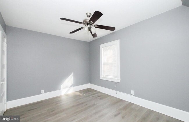 Building Photo - 2004 Trenton Ave