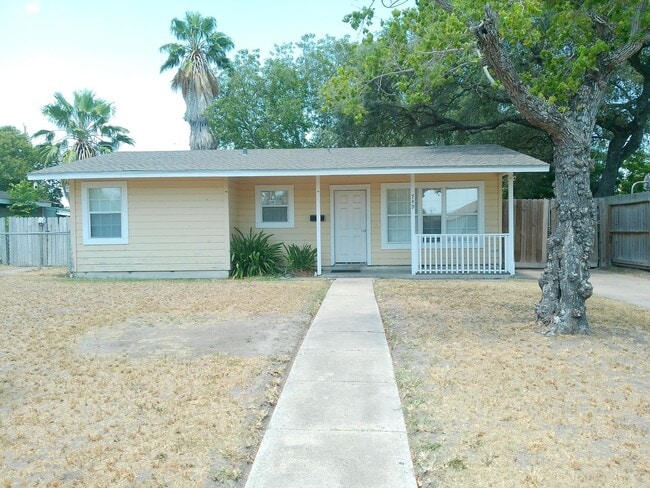 Primary Photo - 749 Westchester Dr