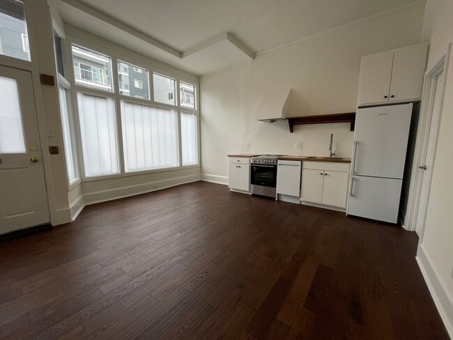 Building Photo - 1832-34 Callowhill St