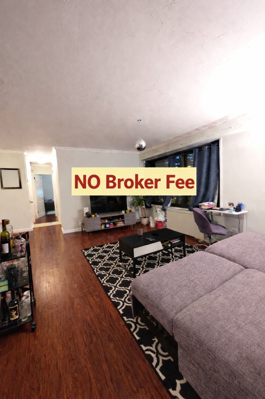 Building Photo - 135 Montgomery St