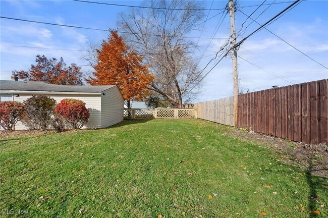 Building Photo - 6677 Crenshaw Dr