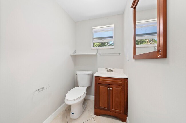 Building Photo - 250 NW 11th St