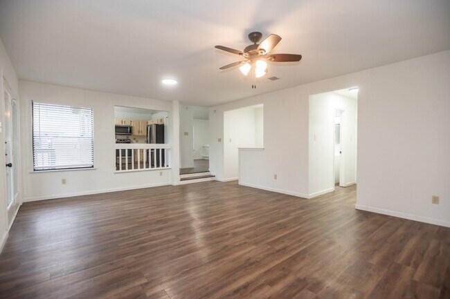 Building Photo - 11513 Juniper Ridge Dr