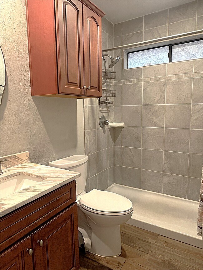 Building Photo - 3027 Sandpiper St