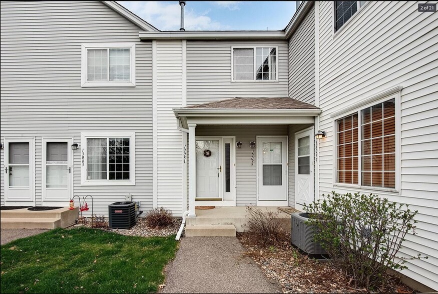 Building Photo - 13081 Crimson Clover Ln