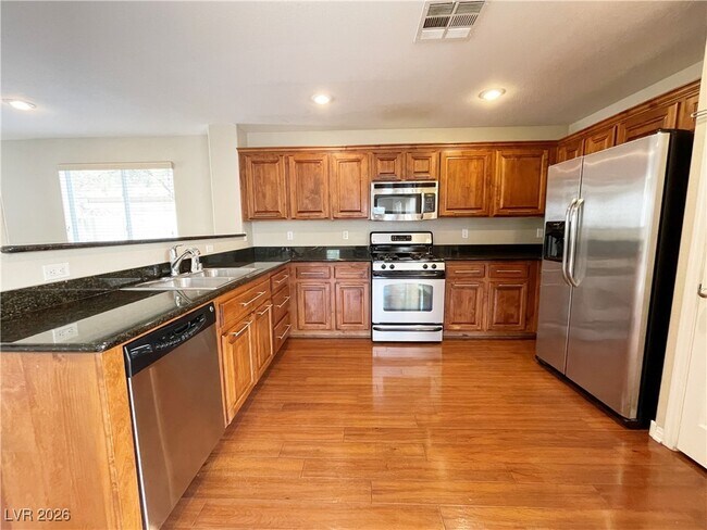 Building Photo - 1176 Claire Rose Ave