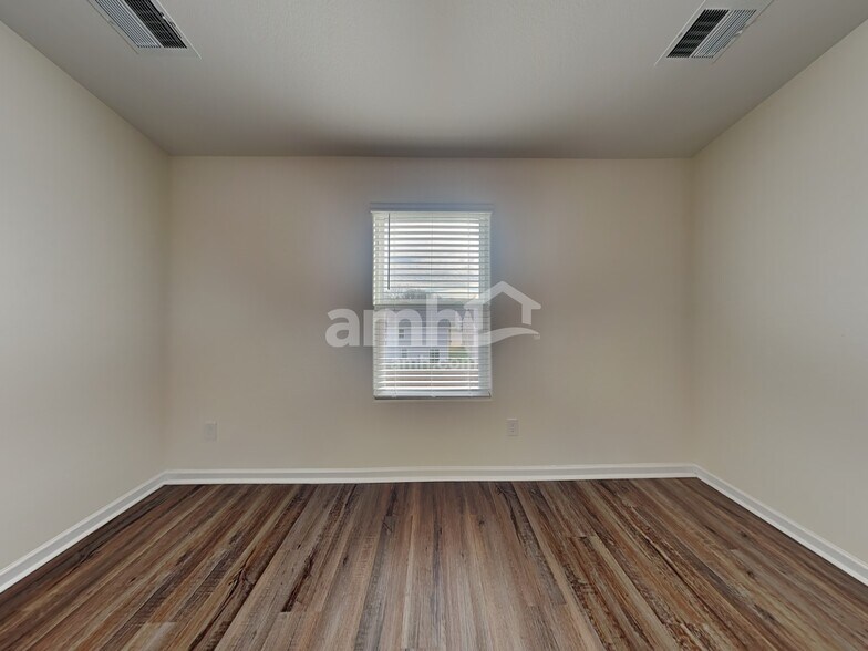 Building Photo - 6046 Mason Tucker Dr