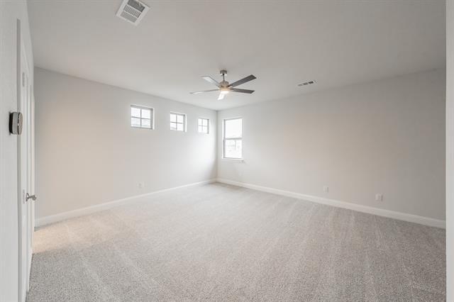 Building Photo - 9709 Thorncrown Ln
