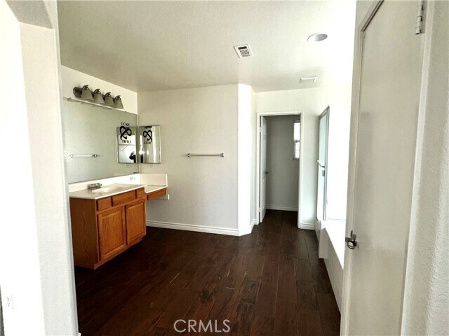 Building Photo - 14073 Mare Ln