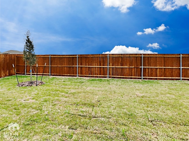 Building Photo - 7900 Green Heron Dr