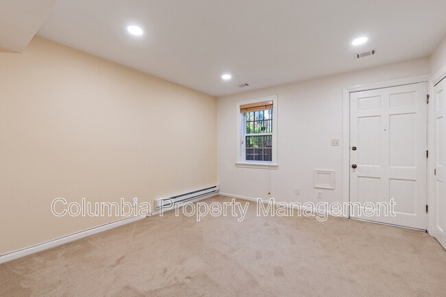 Building Photo - 706 6th St SW