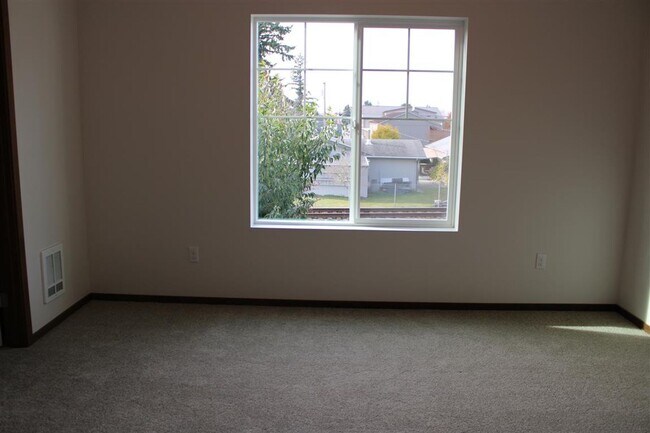 Building Photo - Oak Street Lofts, LLC #1