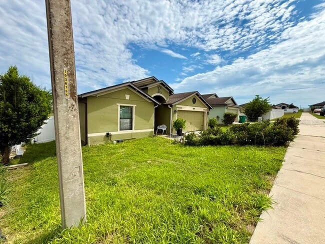 Building Photo - 1609 Steely Dr