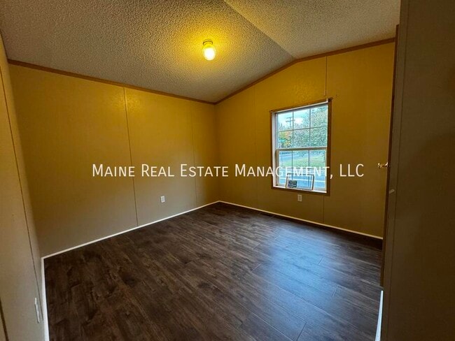 Building Photo - 91 Autumn Ave