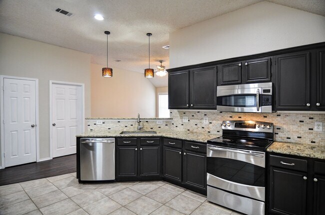Building Photo - Beautiful Home in Plano ISD.