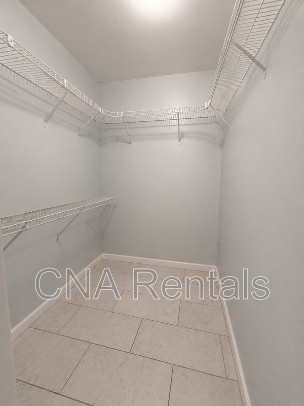 Building Photo - 2040 Panstone Ct SW