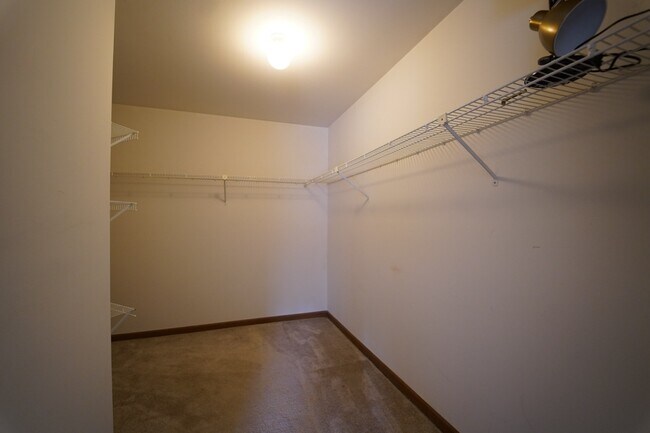 Building Photo - 131 Kristin Cir
