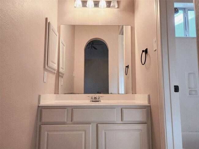 Building Photo - 14214 Altair Dr