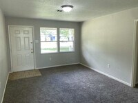 Building Photo - 5414 Northridge Dr