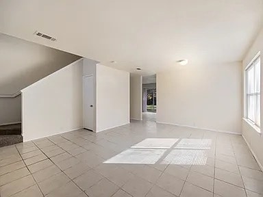 Building Photo - 211 Prentice Dr