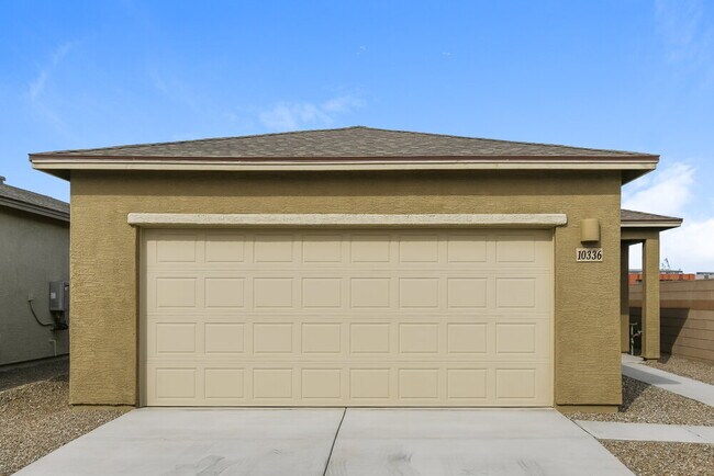 Building Photo - 10336 W Harper St