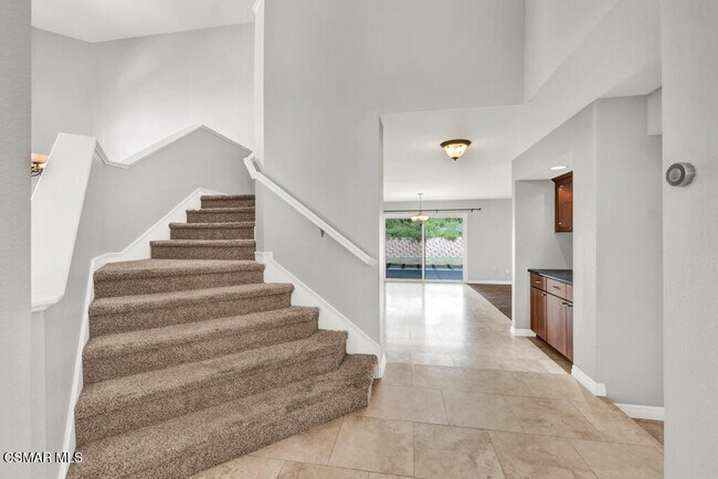 Building Photo - 852 Admiral Ct