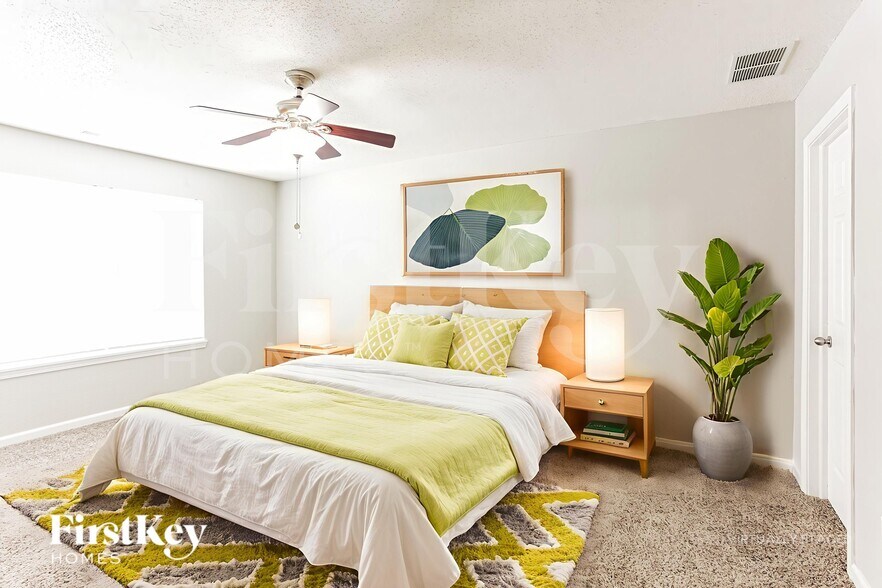 Building Photo - 15572 Dry Creek Rd