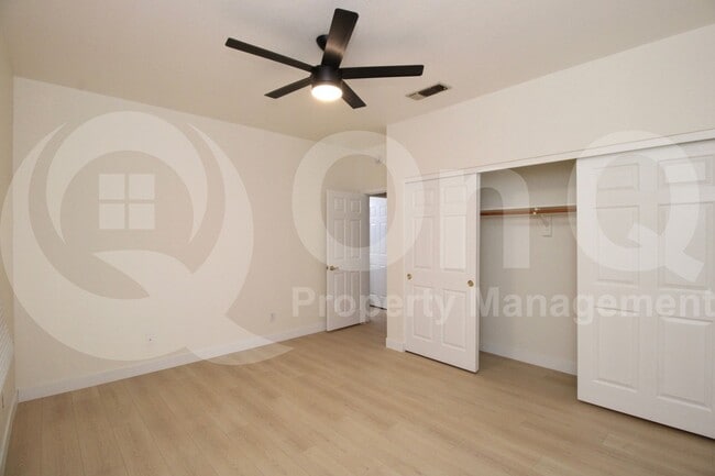 Building Photo - 1432 E Princeton Ave