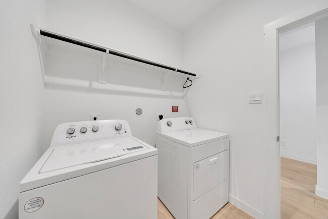 Building Photo - 31855 Hallington Hl Ln