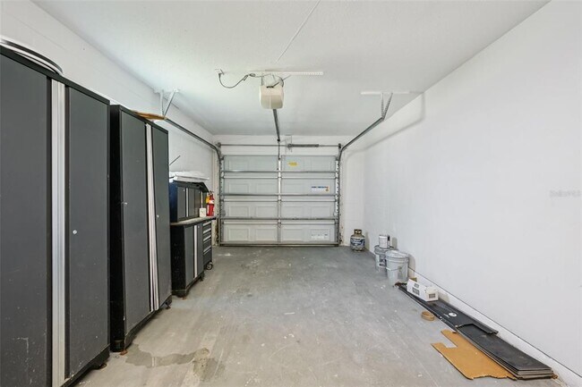Building Photo - 6040 Denver St NE