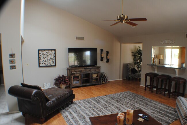 Building Photo - 26001 S Sherbrook Dr