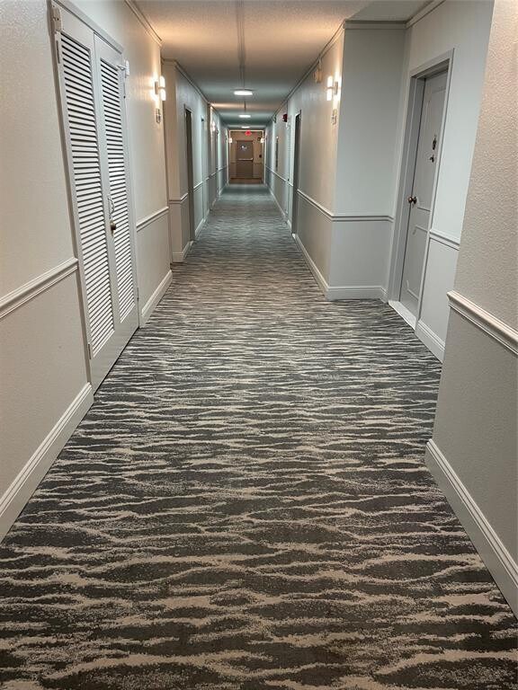 Building Photo - 336 N Birch Rd