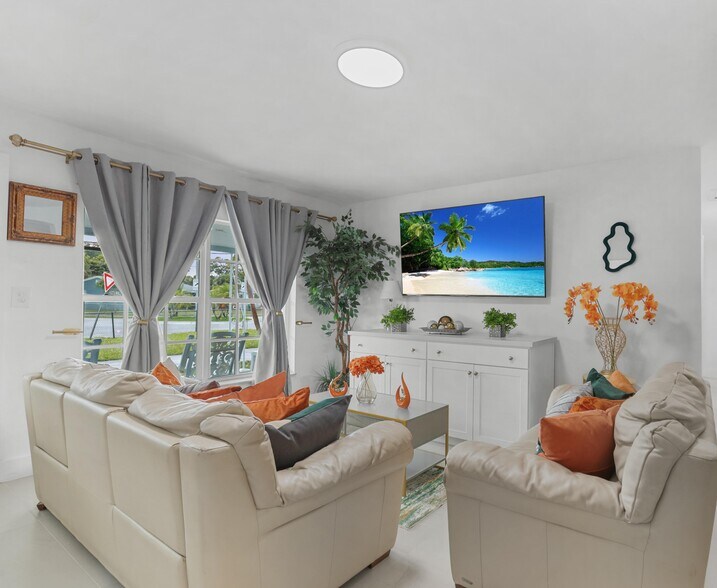 Building Photo - 3880 NW 5th St