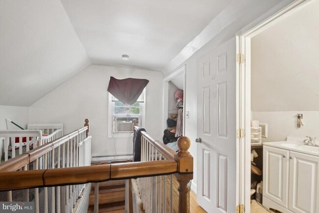 Building Photo - 2025 Fairland Rd