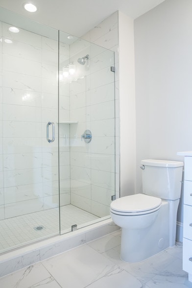 Building Photo - 12 Harvard Terrace