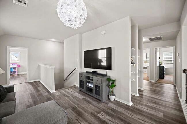 Building Photo - 2110 Artic Loon Dr