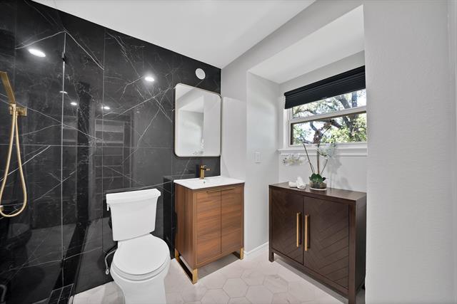 Building Photo - 1427 Stagecoach Dr