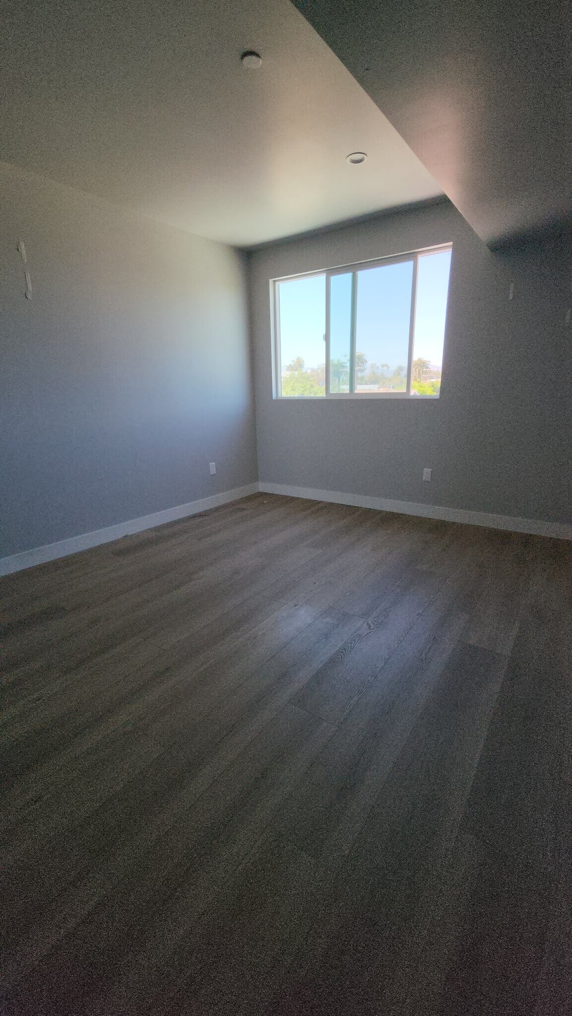 Building Photo - 2401 Redondo Blvd