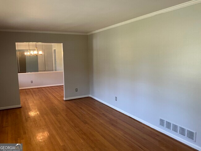 Building Photo - 3988 Rainbow Dr