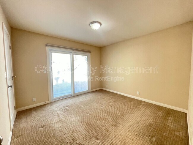 Building Photo - 4774 Mt Cresti Dr