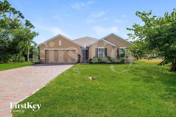 Primary Photo - 1622 SW 22nd St