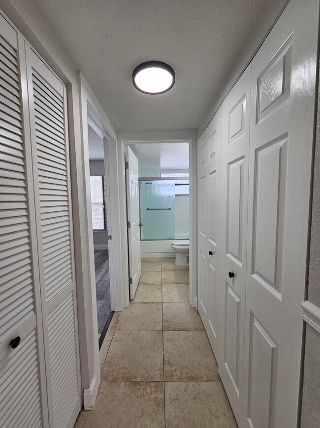Building Photo - 1421 Windorah Way