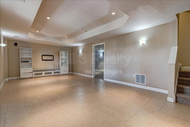 Building Photo - 2540 Alvecot Cir SE