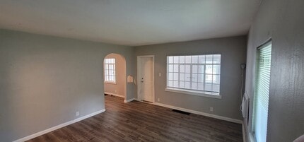 Building Photo - 3523 Pittsburgh Ave