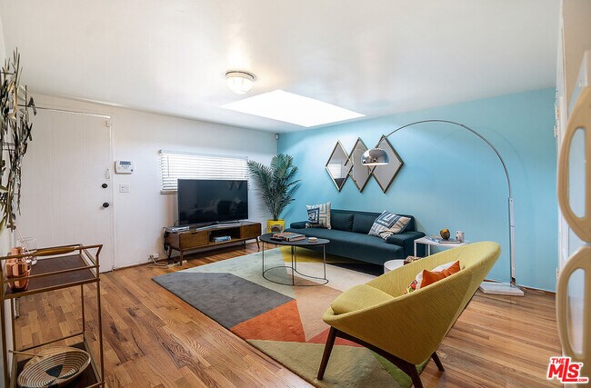 Building Photo - 6226 Drexel Ave