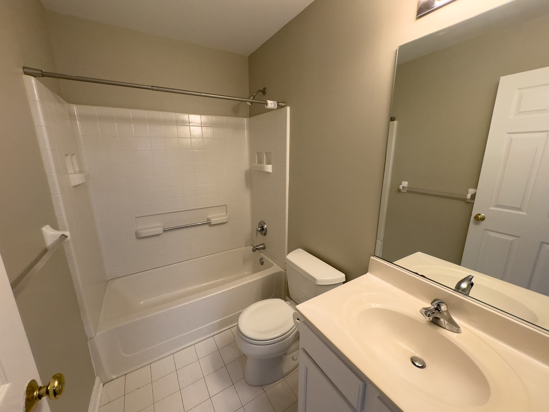 Building Photo - 942 Nittany Ct