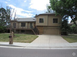 Building Photo - Stunning 4 Bedroom House in West Colorado ...